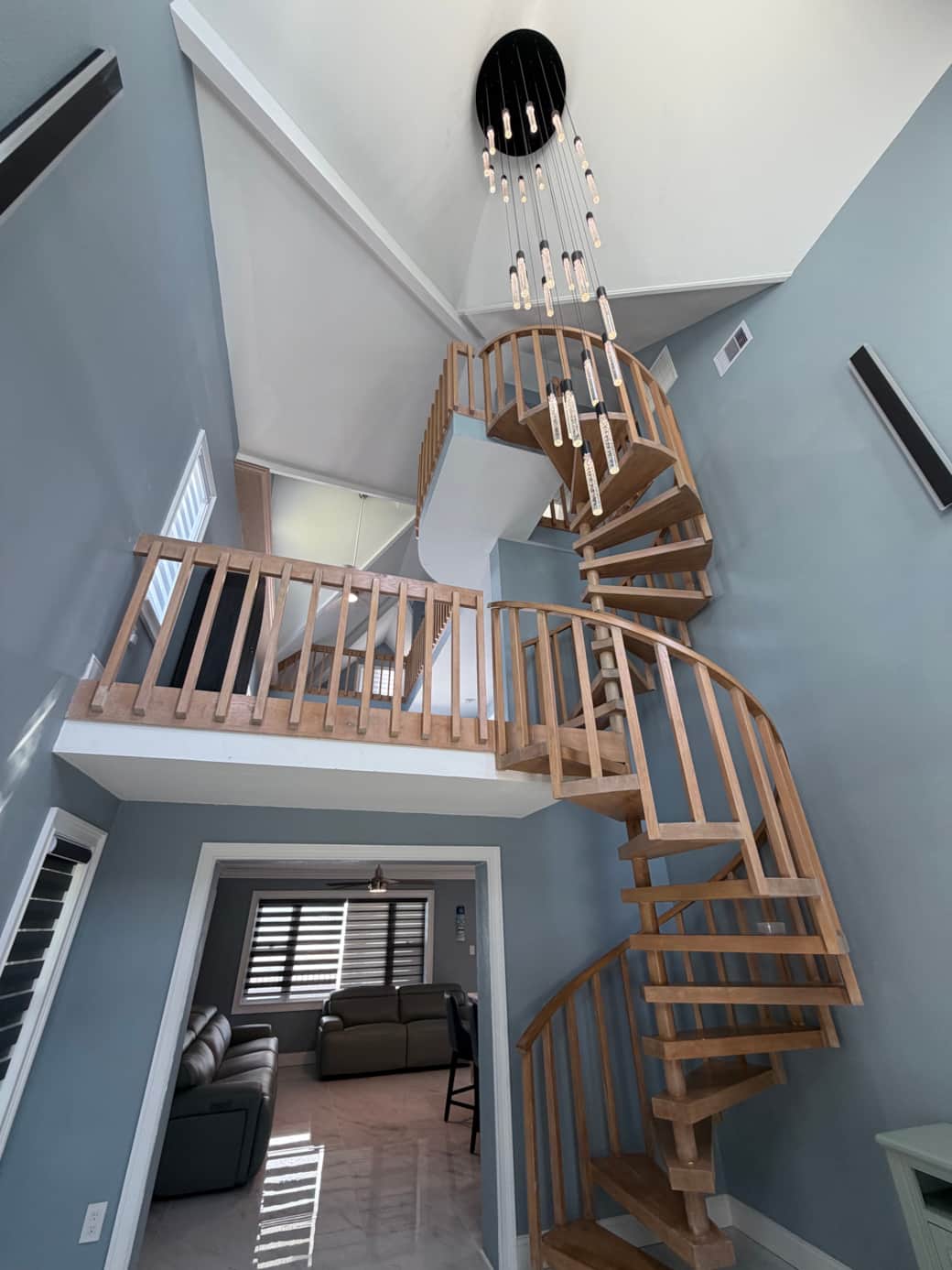  Front entrance with spiral staircase