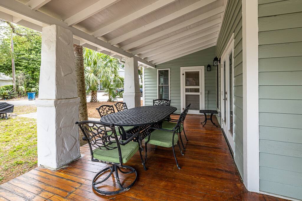 Side porch dining area.