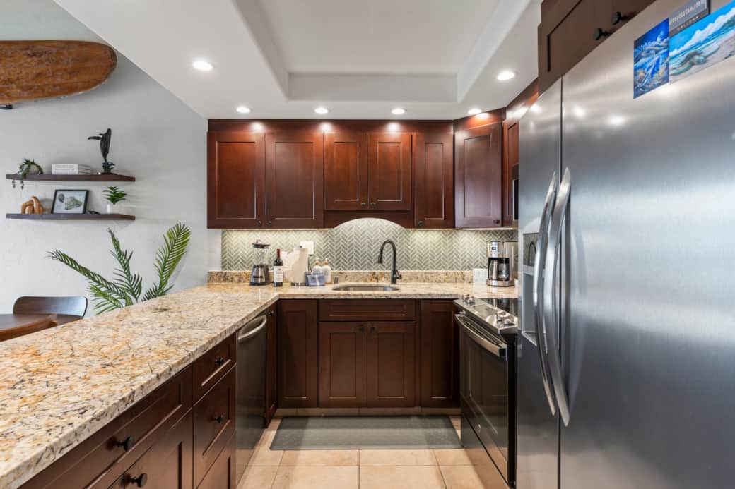 Fully Stocked Kitchen
