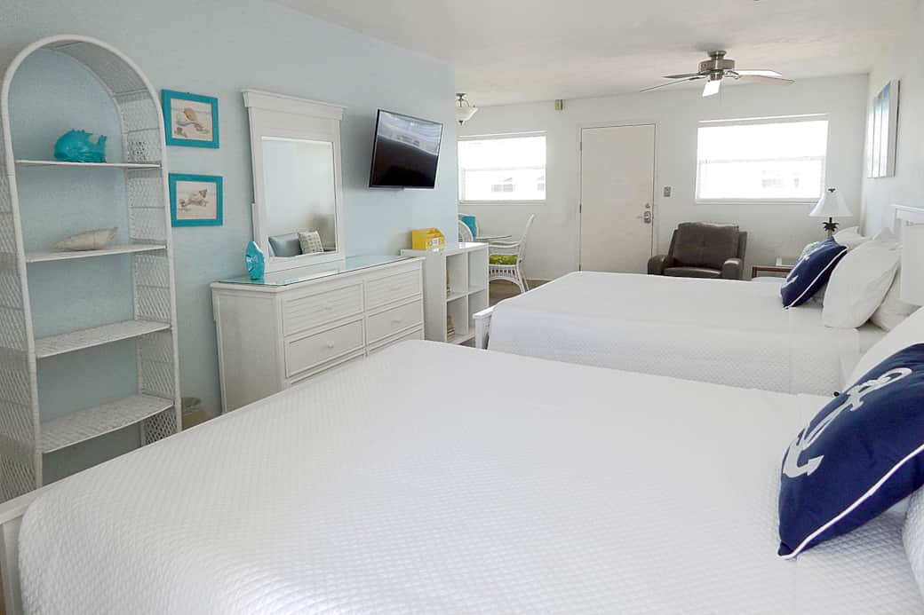 37 - Two Queen Beds