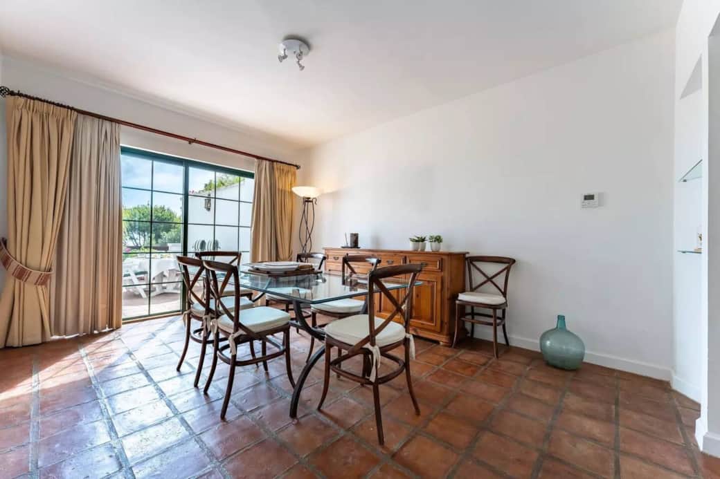 11f9bc66 238d 4fca bf47 25bd5dfb7586