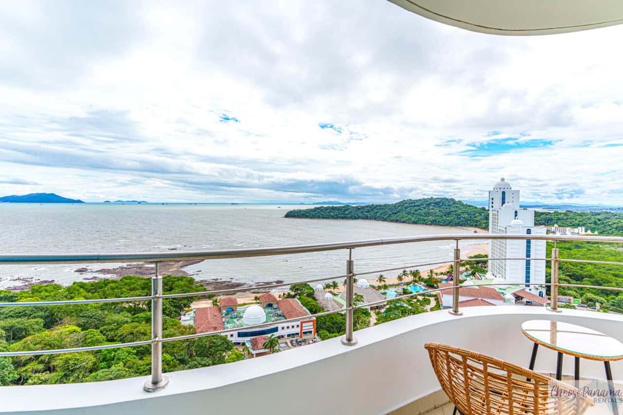 CB18A Balcony