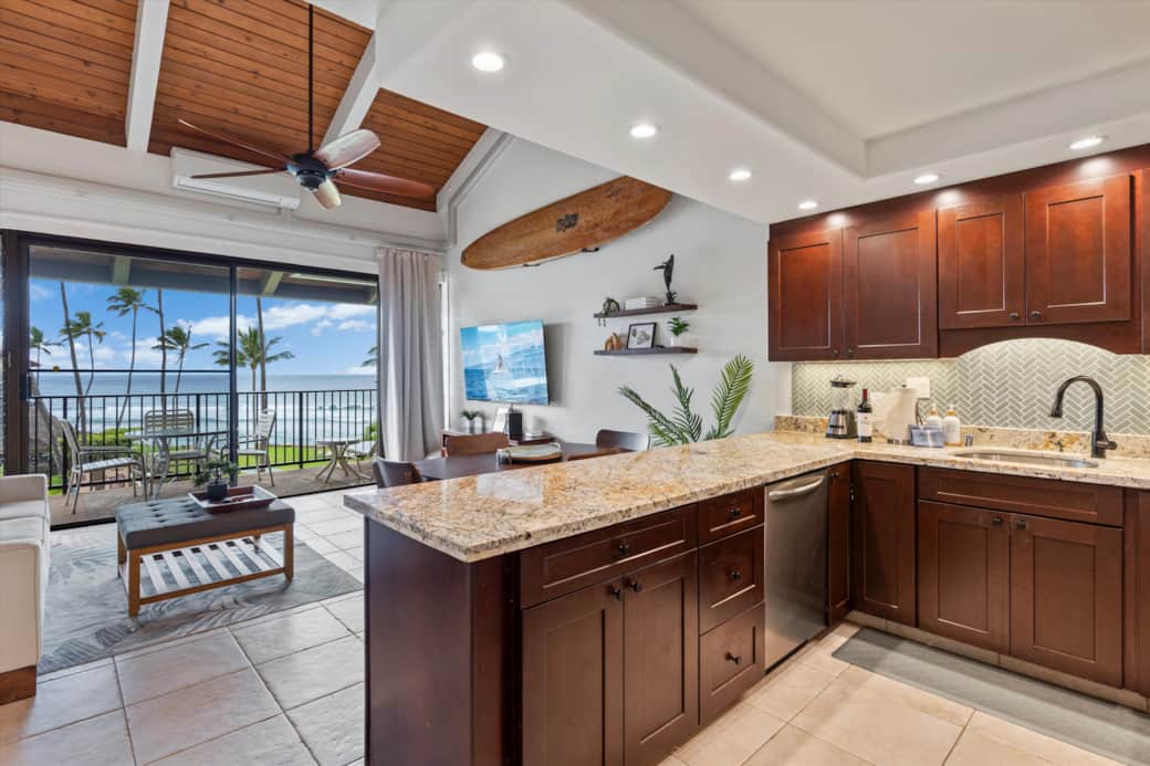 Fully Stocked Kitchen