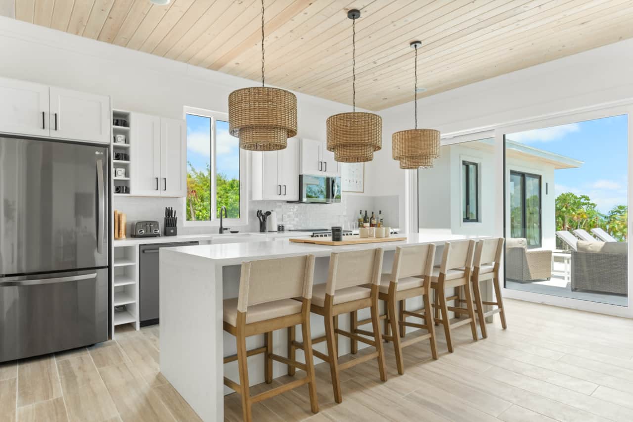 C Side Estate - Exuma Vacation Rentals