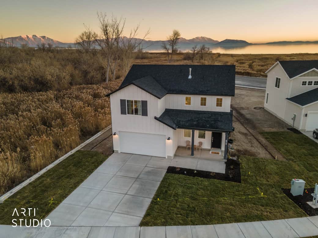 679 W 1100 S_V Raghavan40_Web