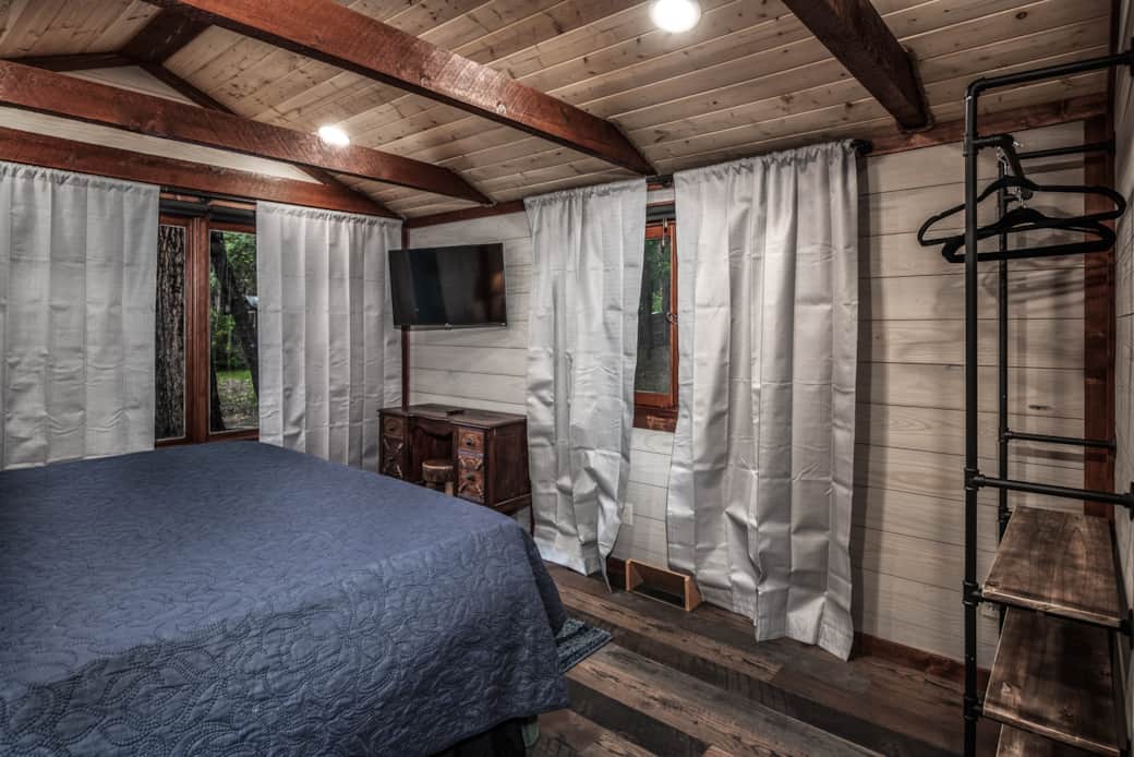 Bedroom 2 - River View