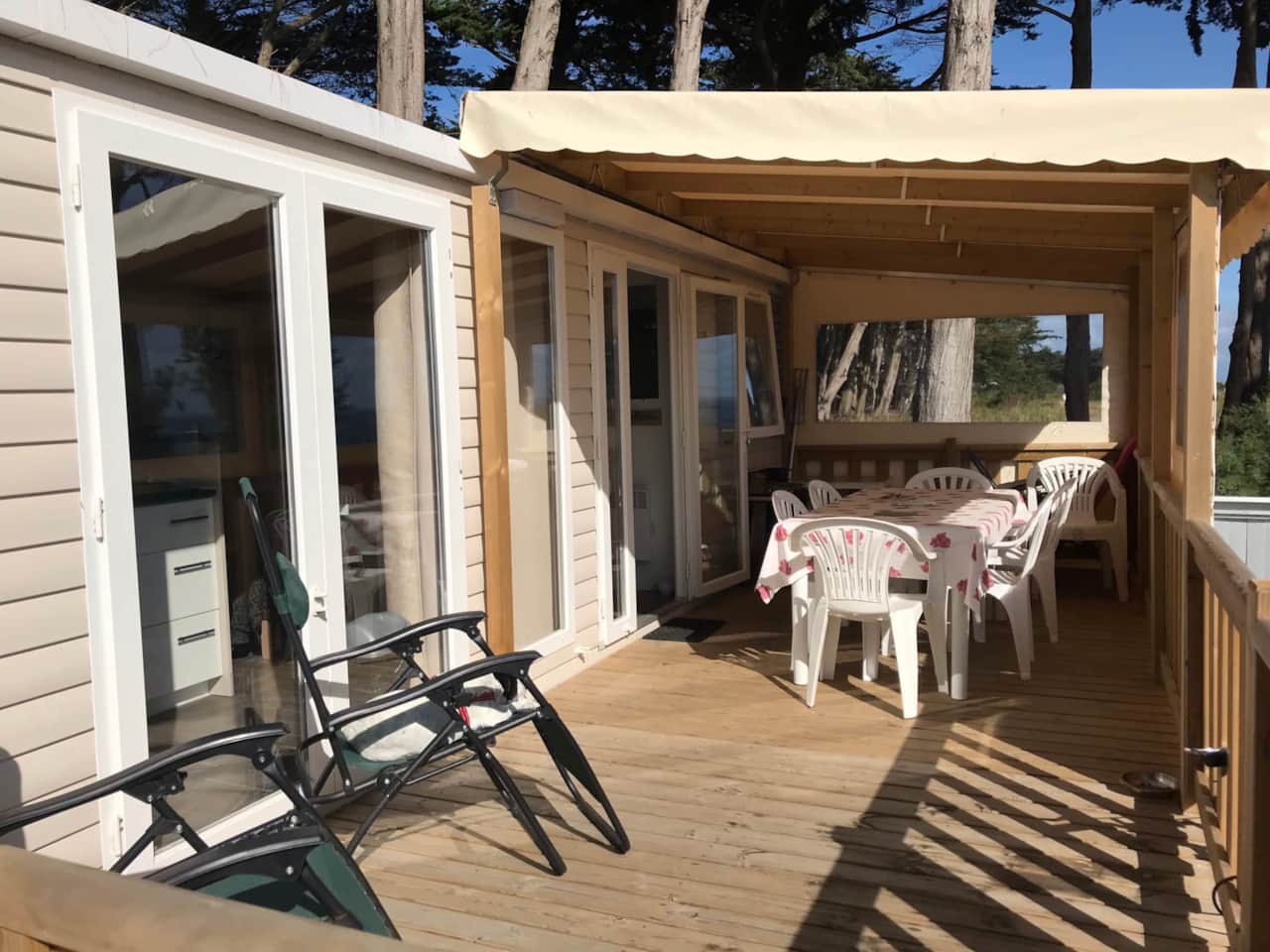 Grande terrasse couverte et fermée