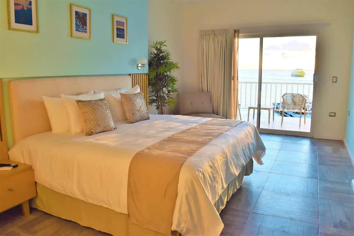 Marina Bartolome - Bartolome Suites - Oceanfront - Isla Mujeres - Vacation Rentals - Bedroom - Pool 