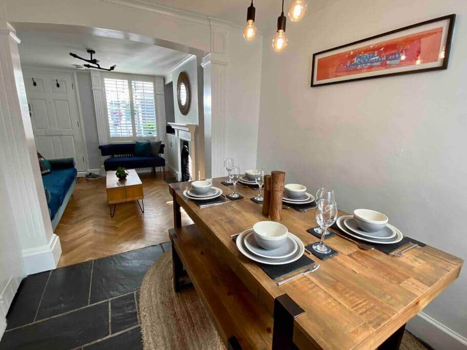 Dining area looking towards the lounge.