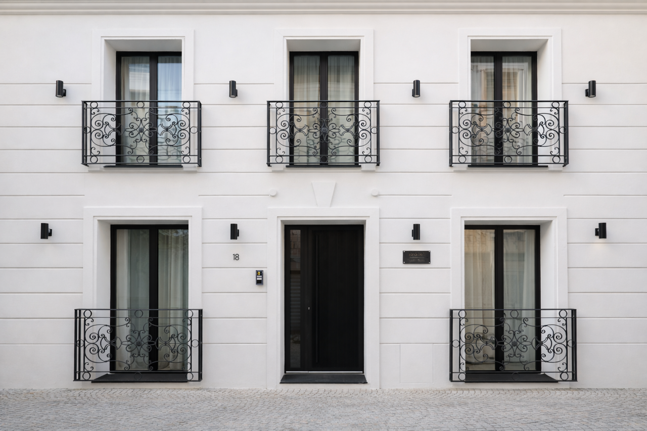 AZULIS Tigellio Suites in Olbia facade 2 by RENTAL12