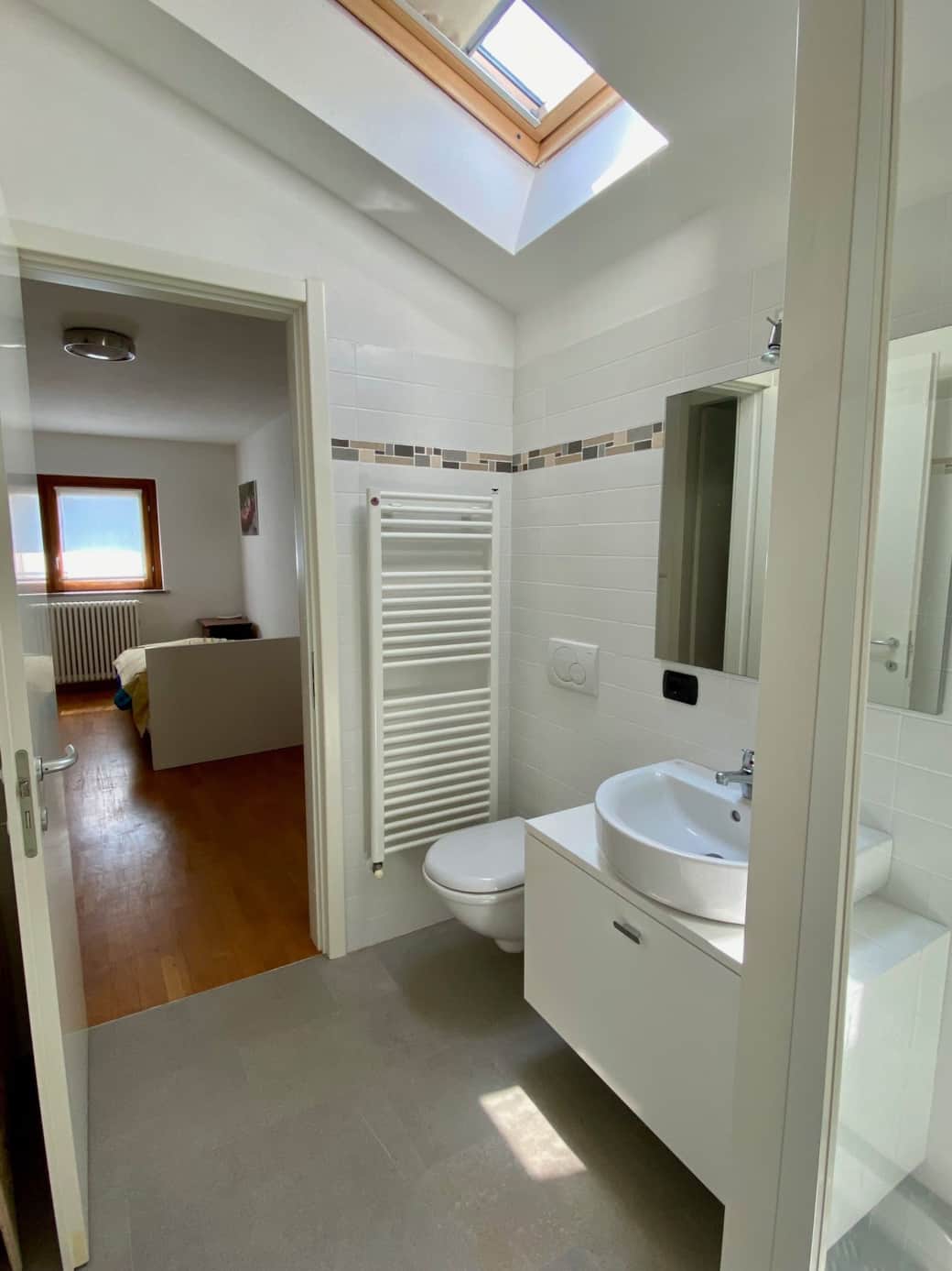 The bathroom upstairs also has a toilet.