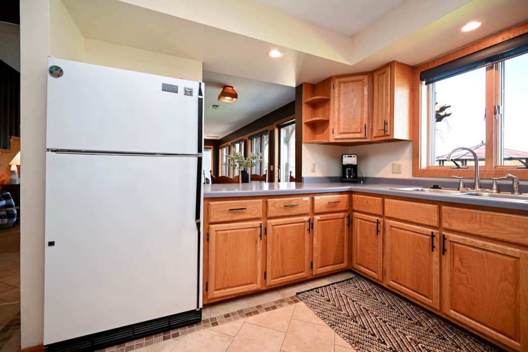 7 Kitchen 3