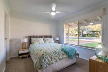 Bedroom 2 QUEEN