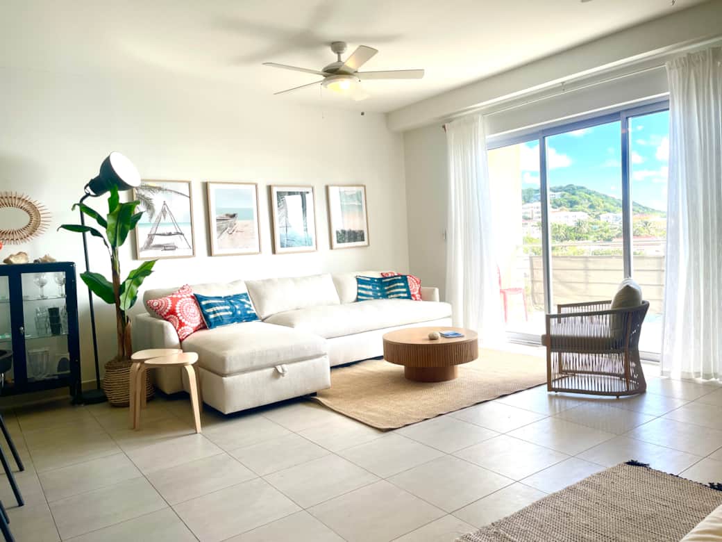 Living room with ocean view, #sea view, #beach nearby 