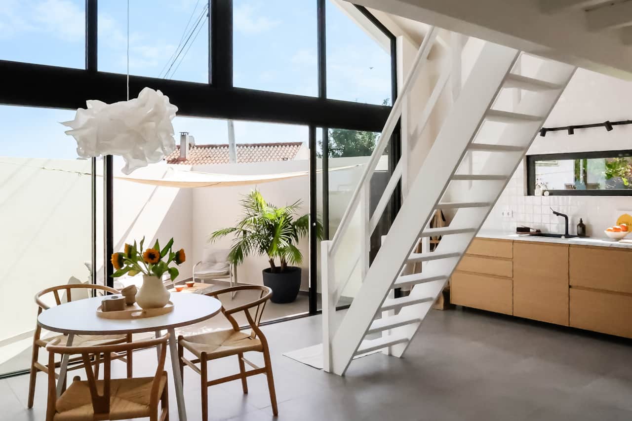 Josy atelier stairs loft bedroom