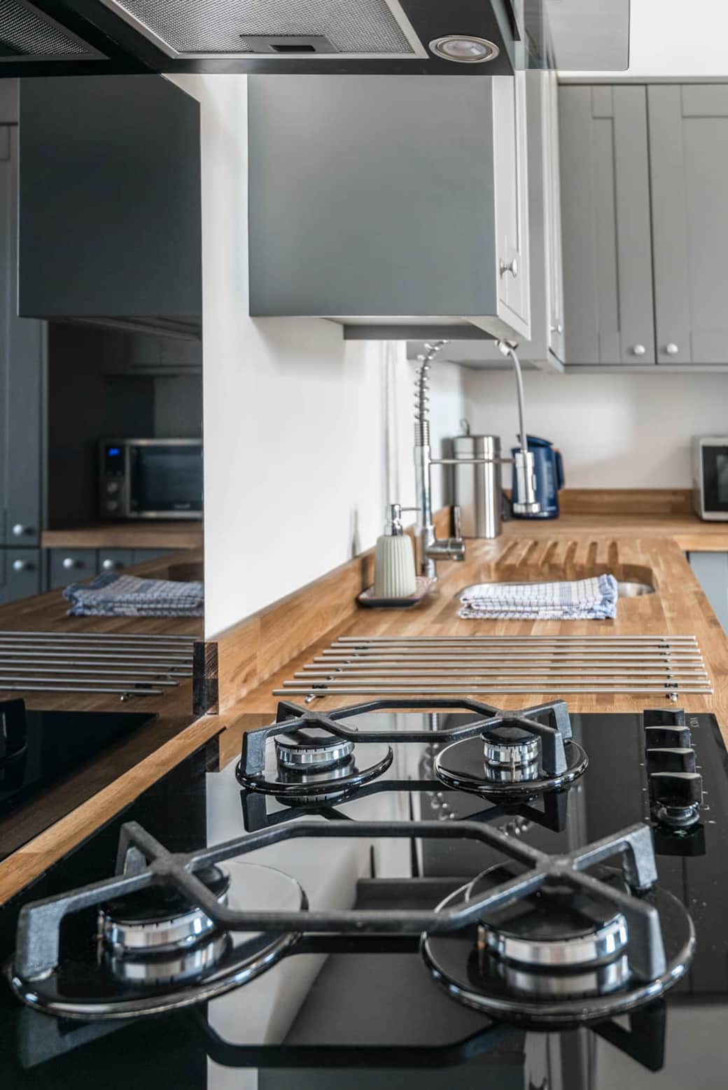 Rock Pool Reach Modern one bed apartment with parking Apartment in