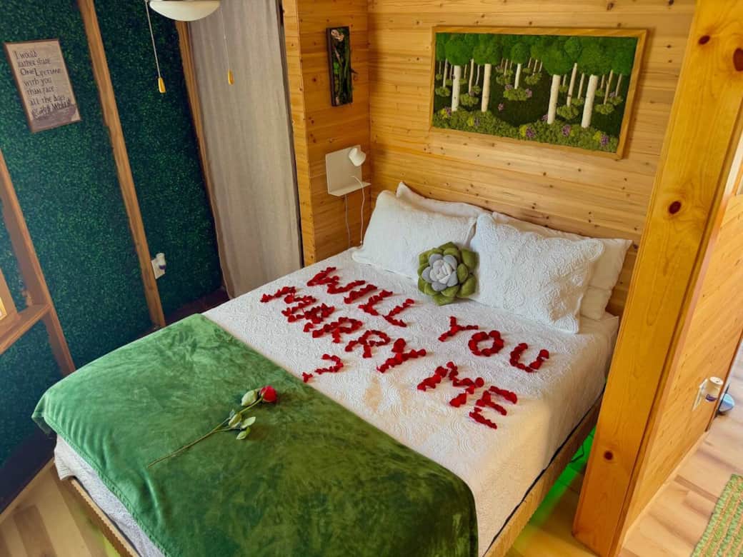 Proposal and anniversary packages available 