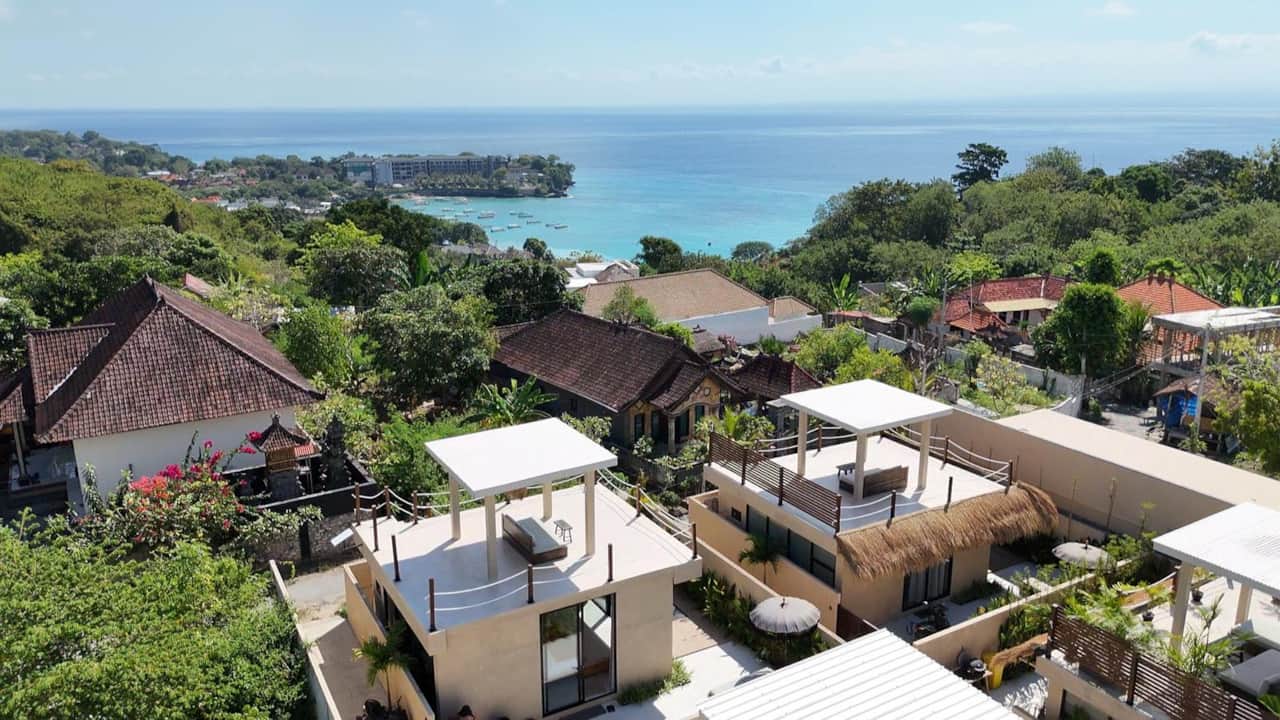 Thula Lembongan Villas 3 & 5 Location