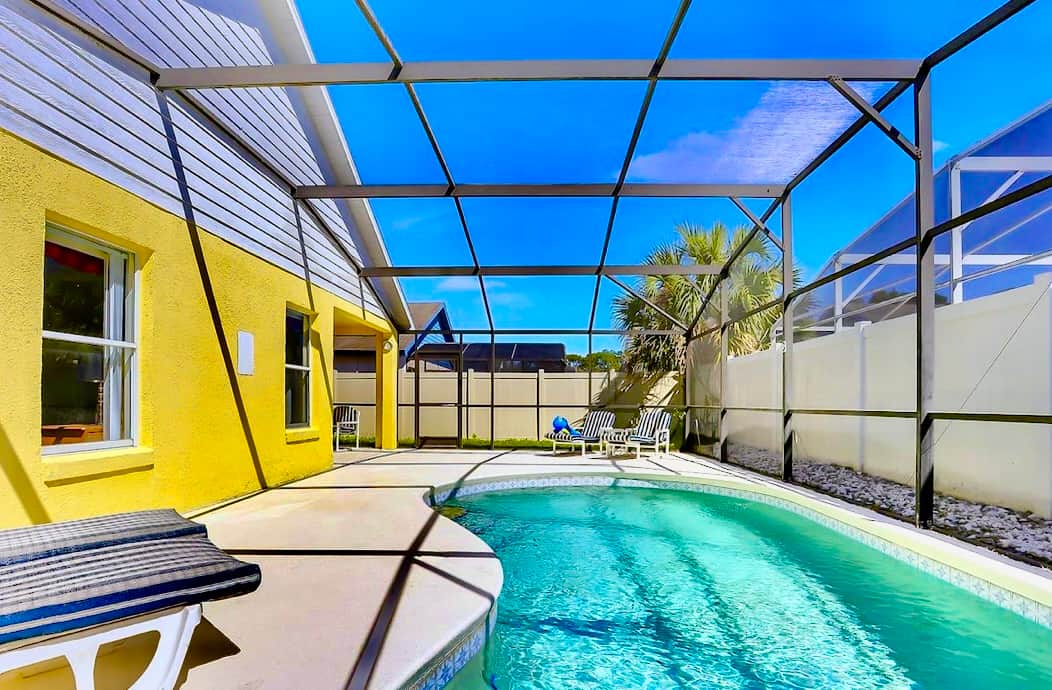 Very private pool and deck space, you're not overlooked