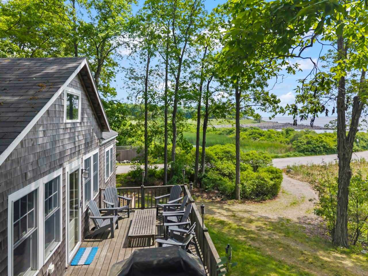 Welcome to Pop's Cottage at Seapoint Beach!