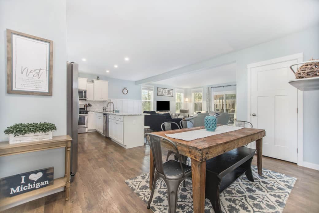 Open living area, view from foyer.