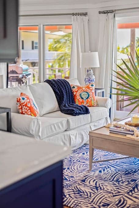 LIVING ROOM SOFA