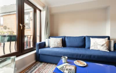 Wapping - Tobacco Docks - Modern Flat