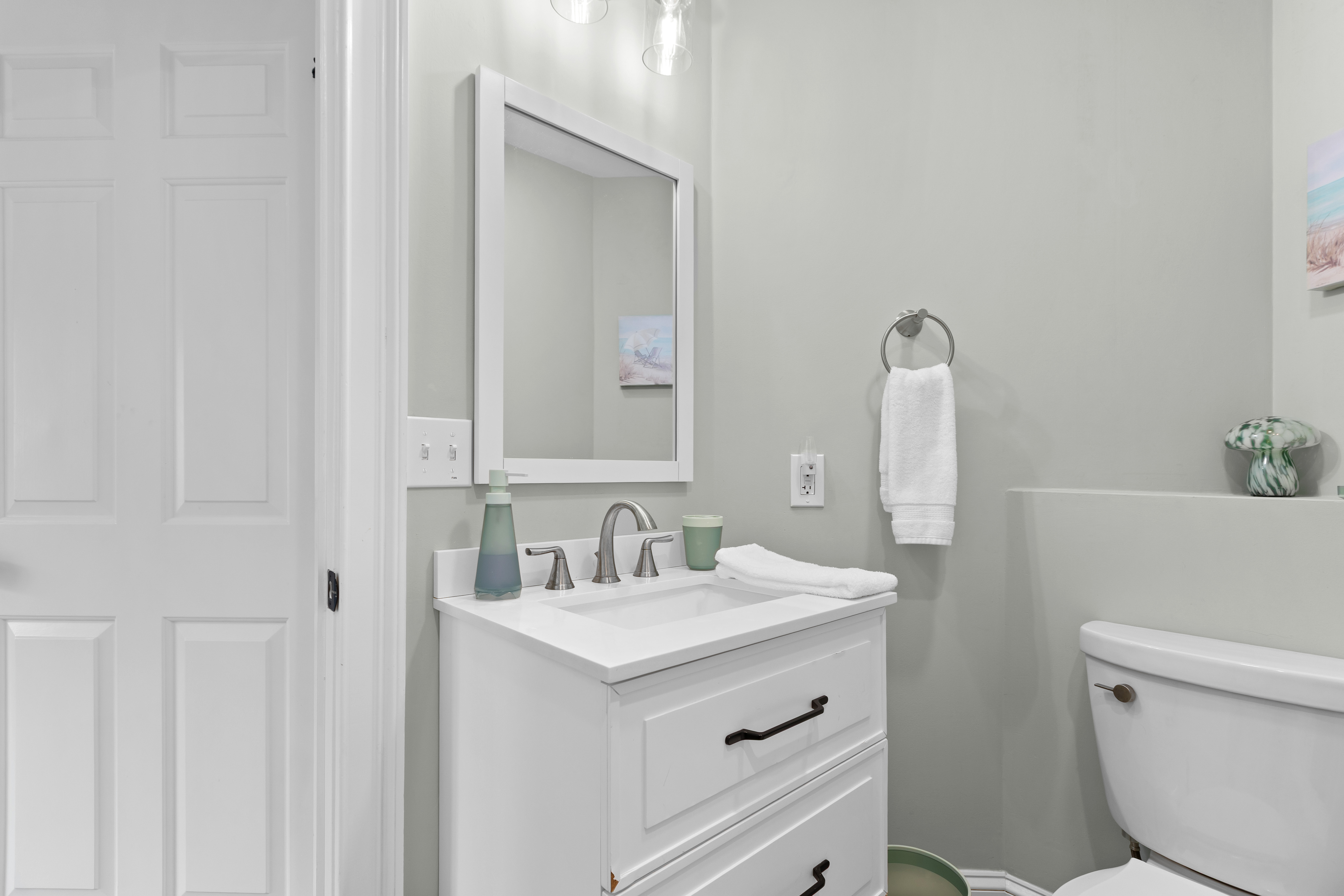 Twin Bathroom