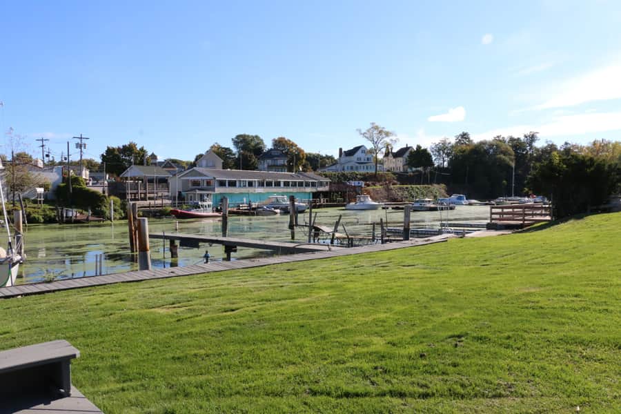 Cottage Vacation Home in Olcott