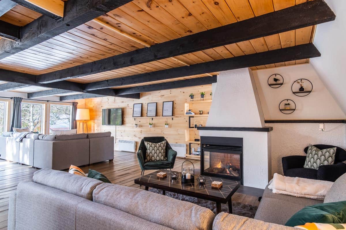 Bright, open and cozy!