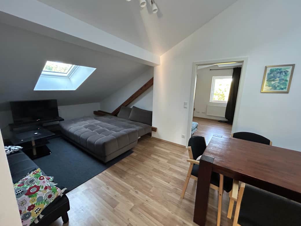 Wohnzimmer mit Schlafsofas Wohnzimmer mit Schlafsofas