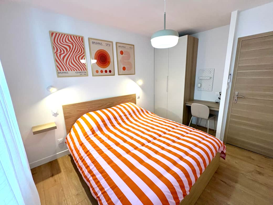 11 - chambre orange