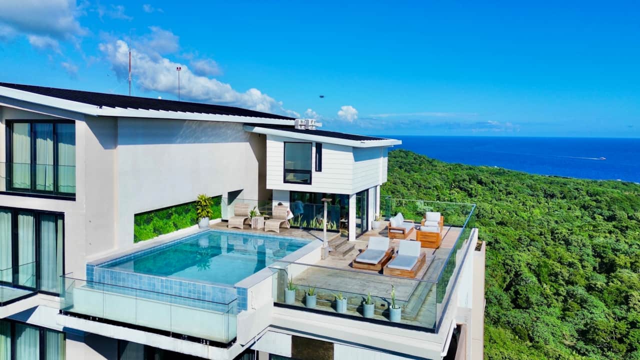 Rooftop Terrace & Pool