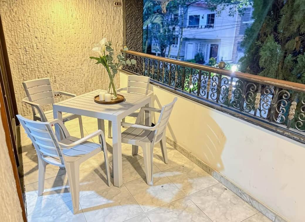 Airbnb para familias privado con balcón