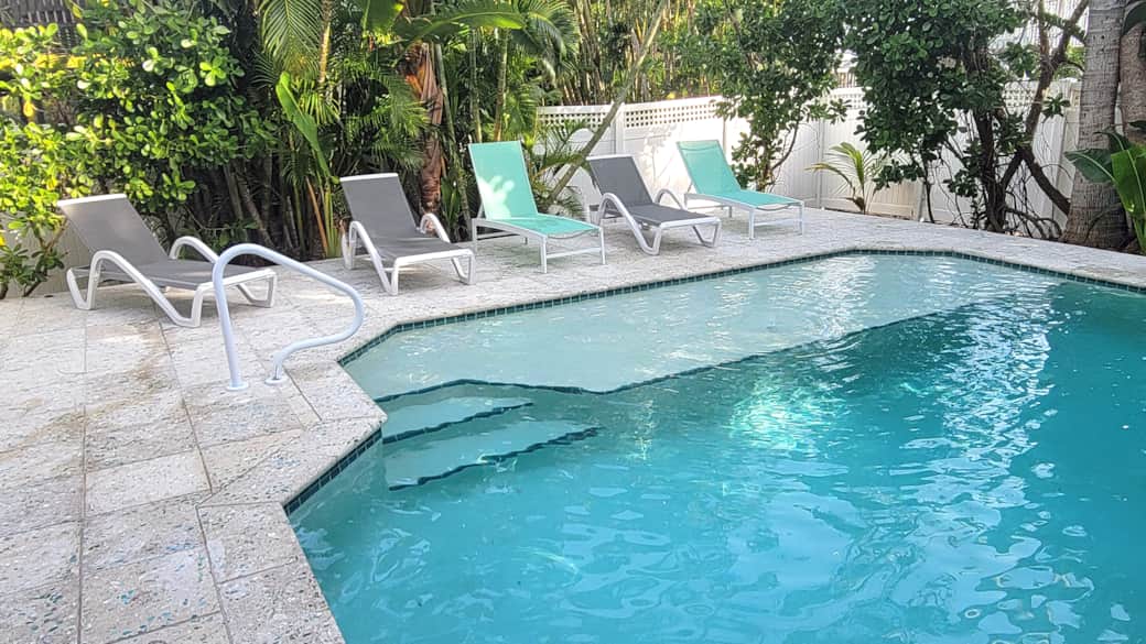Private pool with sun deck