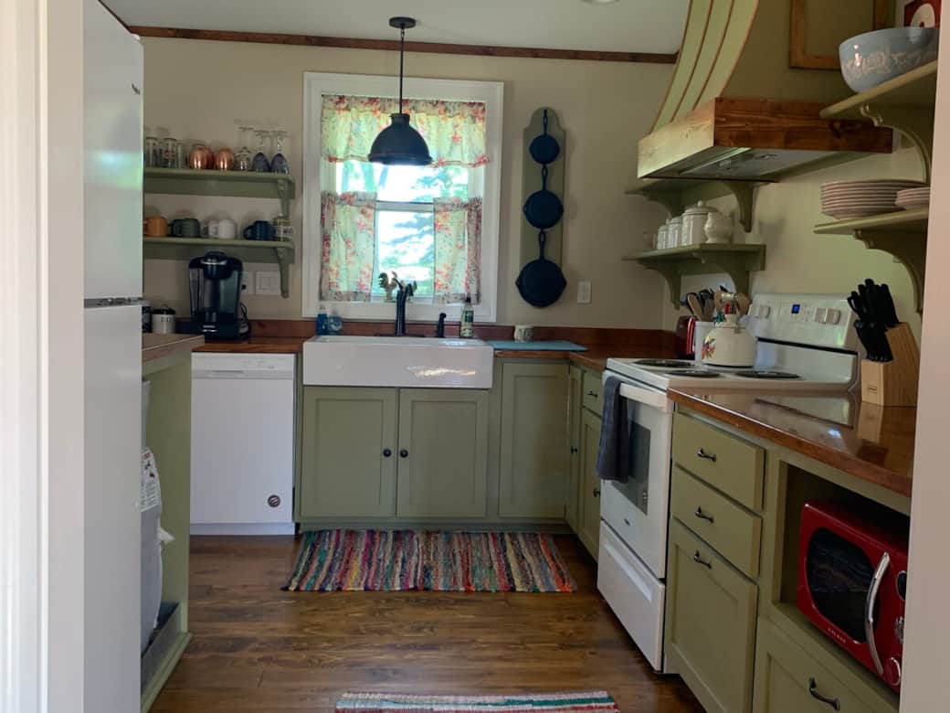 Fully stocked kitchen ready for the home cook.  