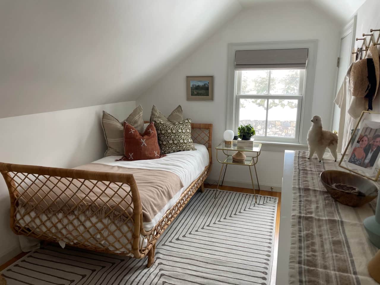 Single bed