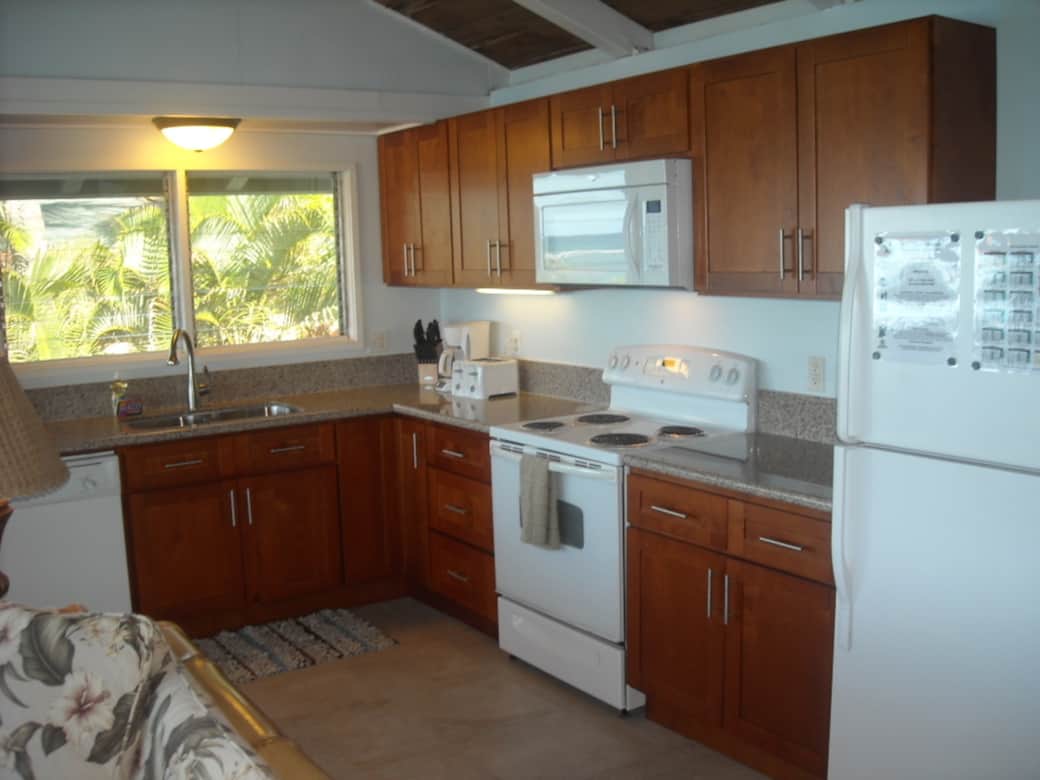 B - Equipped Kitchen!