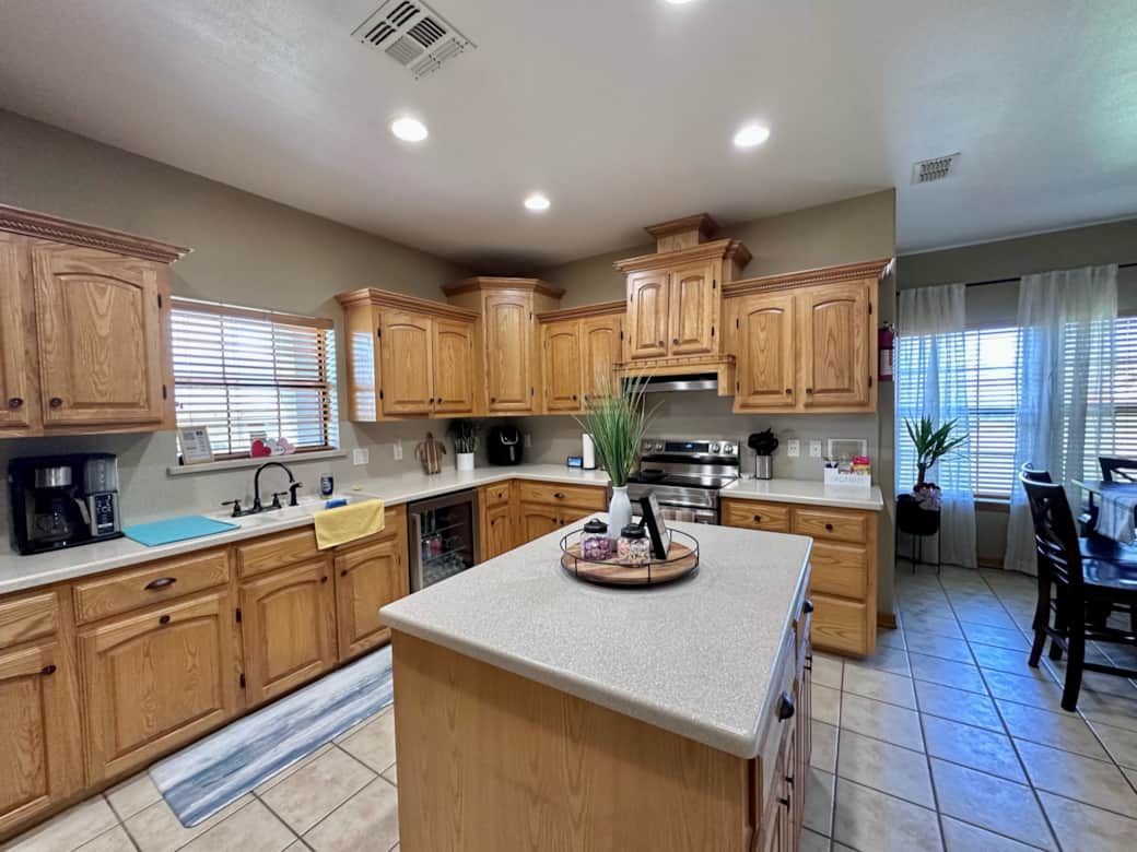 Hassle free meals in a spacious kitchen
