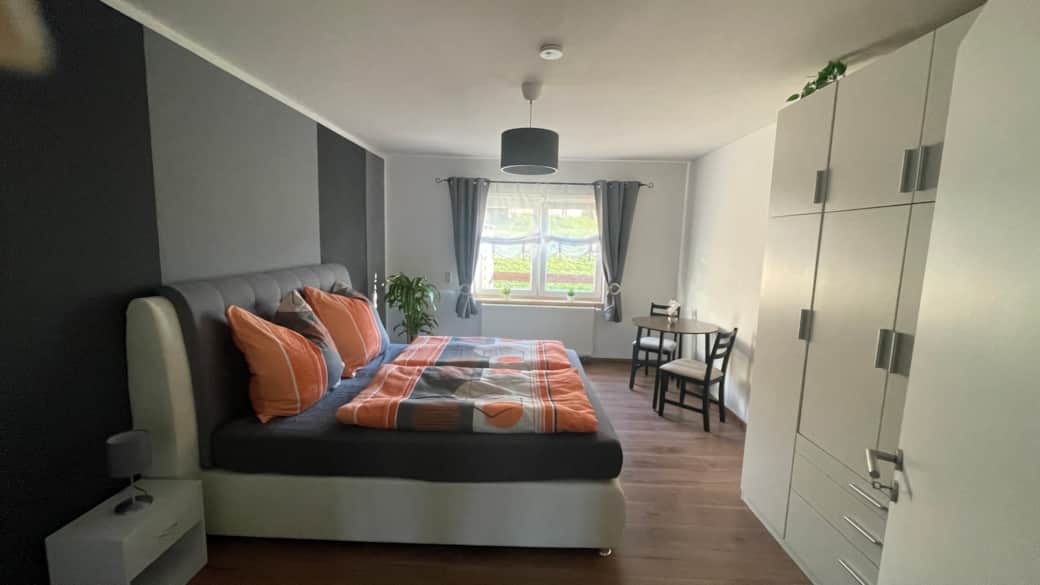 Schlafzimmer 3 (2)