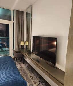 Large, convenient smart TV with a view from the Luxurious bed... Large, convenient smart TV with a view from the Luxurious bed...