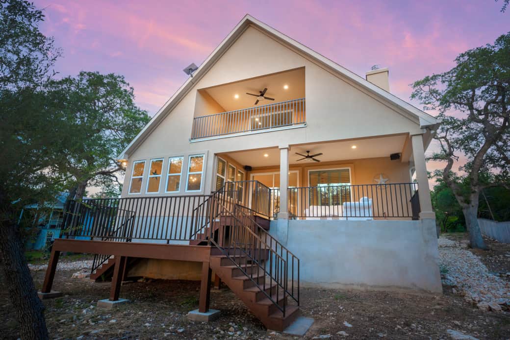 Hill Country Views from 2 Decks Hill Country Views from 2 Decks