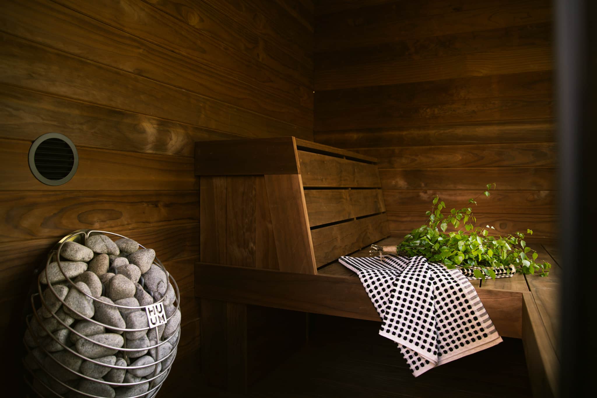 RedhillRetreat26_Sauna_Web-004.jpg