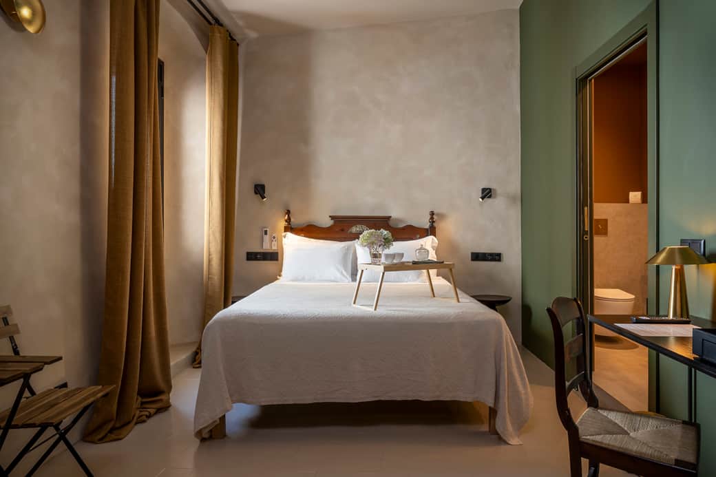 King room with a city view