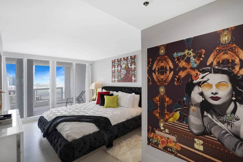 2nd master bedroom suite, private bathroom, king bed, Roku tv, balcony access