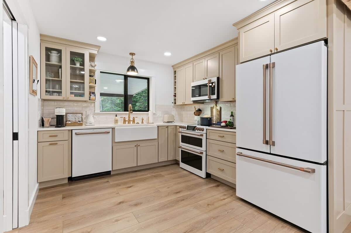 Vacation Rental North Idaho - Whitetail Cottage kitchen
