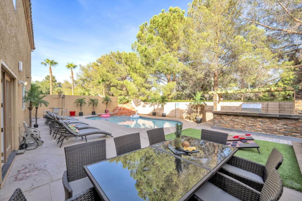 Exterior Family Dining Exterior Family Dining
