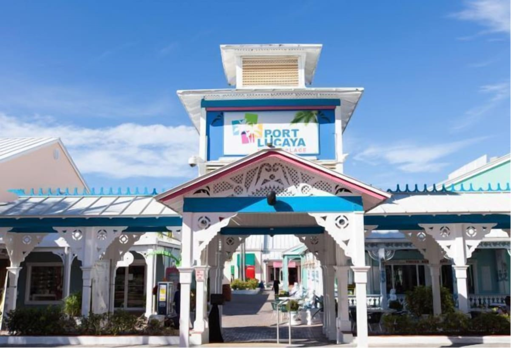 Port Lucaya- 5 min drive