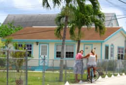 Mango Beach House Vacation Home In Freeport