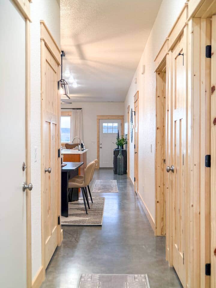 Piñon Home kitchen quartz countertops